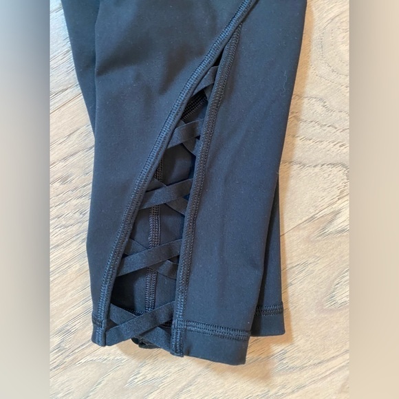 Victorias Secret Workout Leggings - Picture 3 of 6